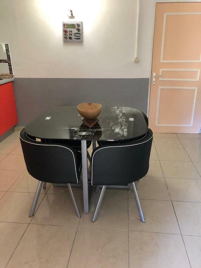 La Tourterelle De Neron Apartment Le Moule Exterior photo